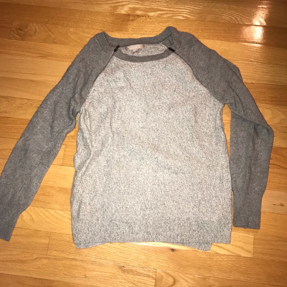 Banana Republican Italian Yarn zip sweater